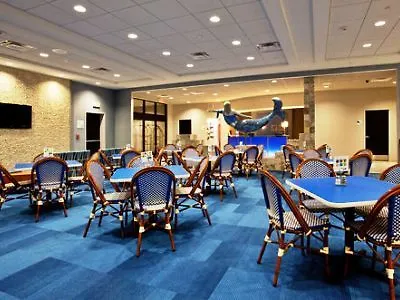 Holiday Inn Express Hotel & Suites Norfolk Airport By Ihg